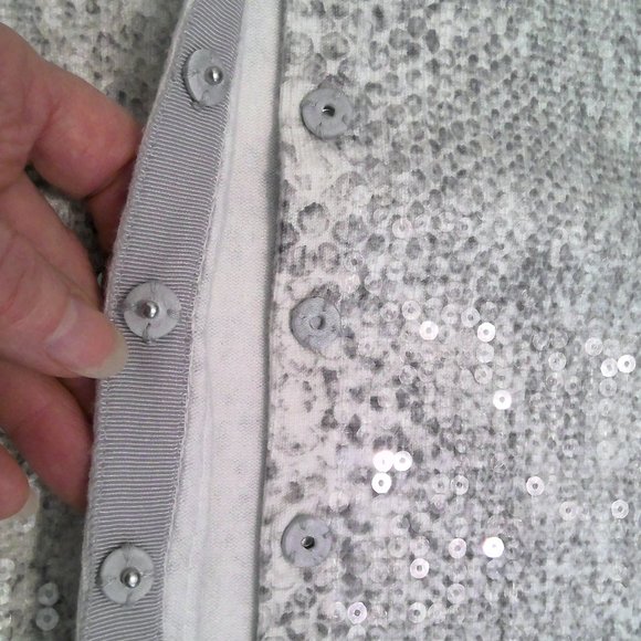 White House Black Market Light Grey White Snakeskin Sequin Cardigan Sweater Sm - Picture 3 of 6